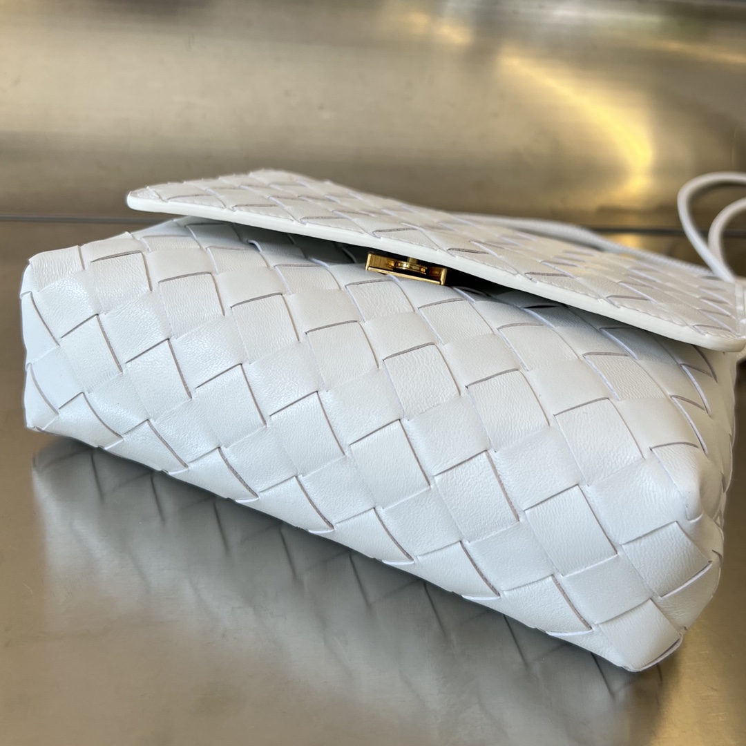 Bagsaaa B0tt*ga Ven*ta Mini Leather Intrecciato Cross-Body Bag White - 19*15*6cm