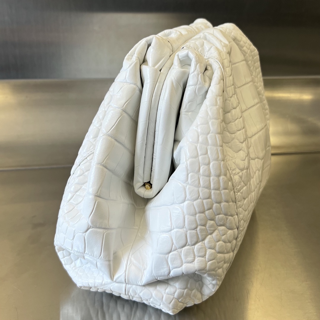 Bagsaaa B0tt*ga Ven*ta Classic Pouch White Crocodile Leather - 40*18*18cm