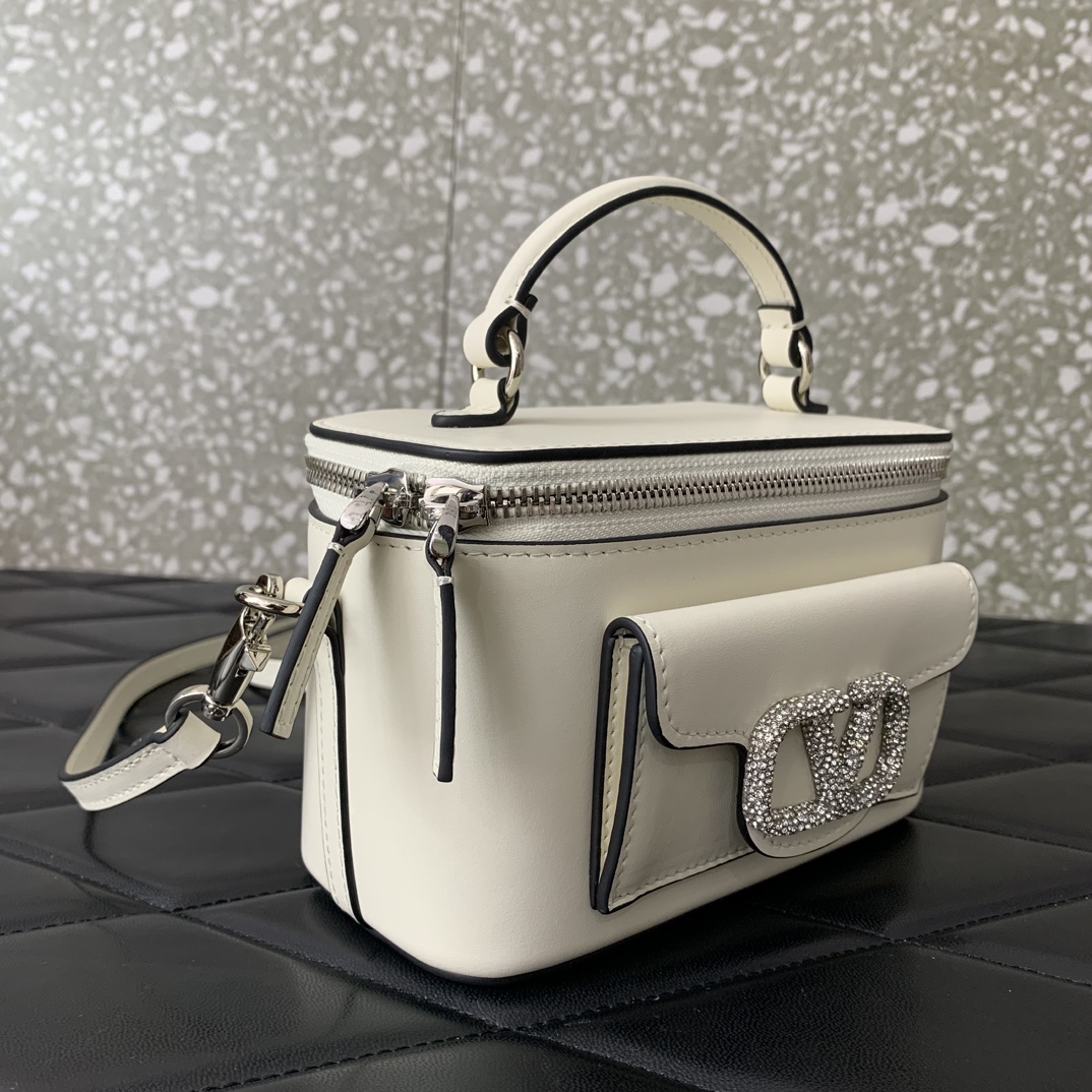 Bagsaaa Va1e*ntin0 Mini Locò Calfskin With Crystal Logo White Color