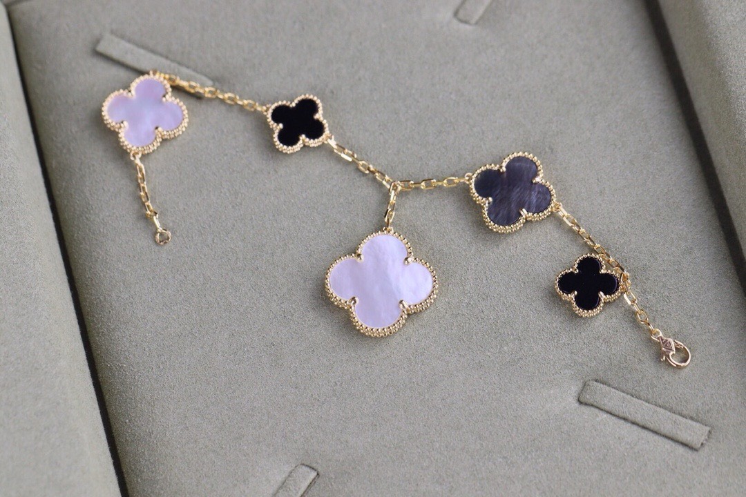 Bagsaaa V*n Cl**f & Arp*1s Magic Alhambra Bracelet 5 Motifs