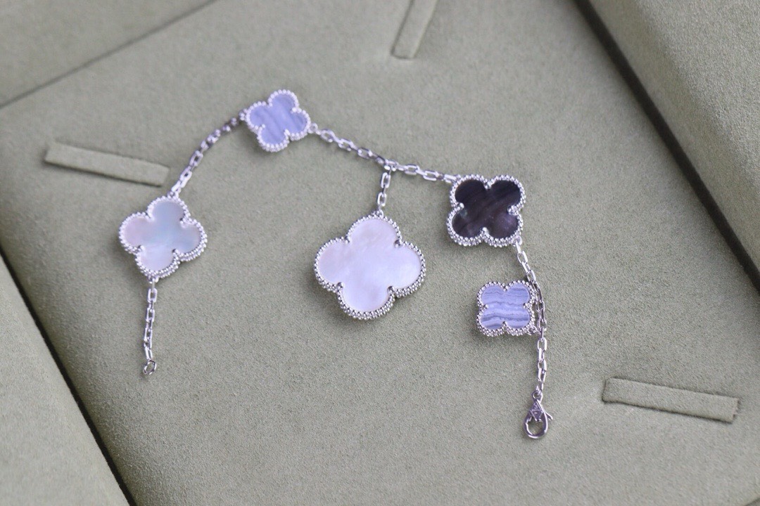 Bagsaaa V*n Cl**f & Arp*1s Magic Alhambra Bracelet 5 Motifs