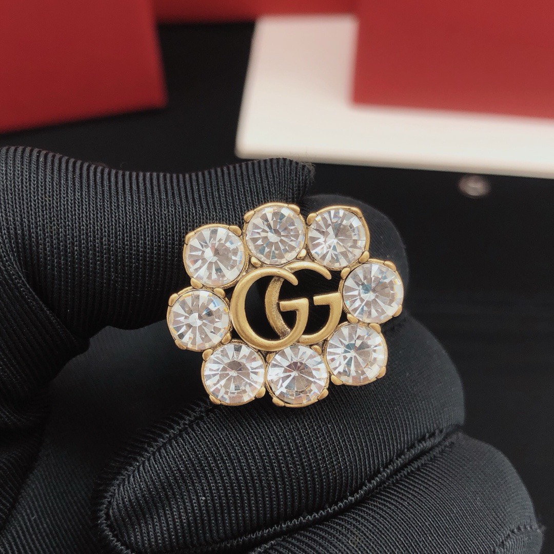 Bagsaaa Gvc*1 Earrings