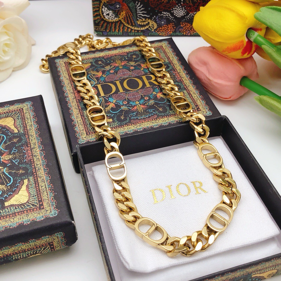 Bagsaaa D10r Necklace CD Logo Gold