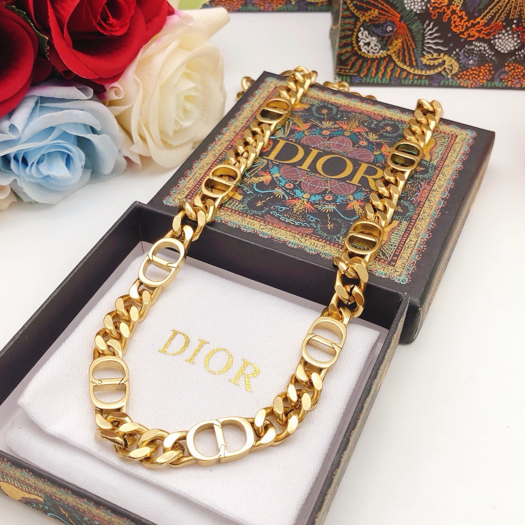 Bagsaaa D10r Necklace CD Logo Gold