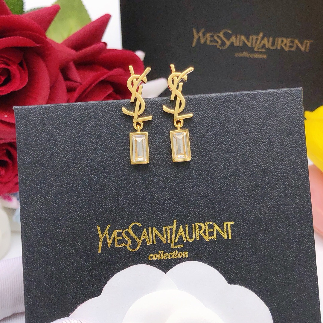 BAGSAAA Y51 CASSANDRE SINGLE EARRING IN METAL AND RHINESTONES