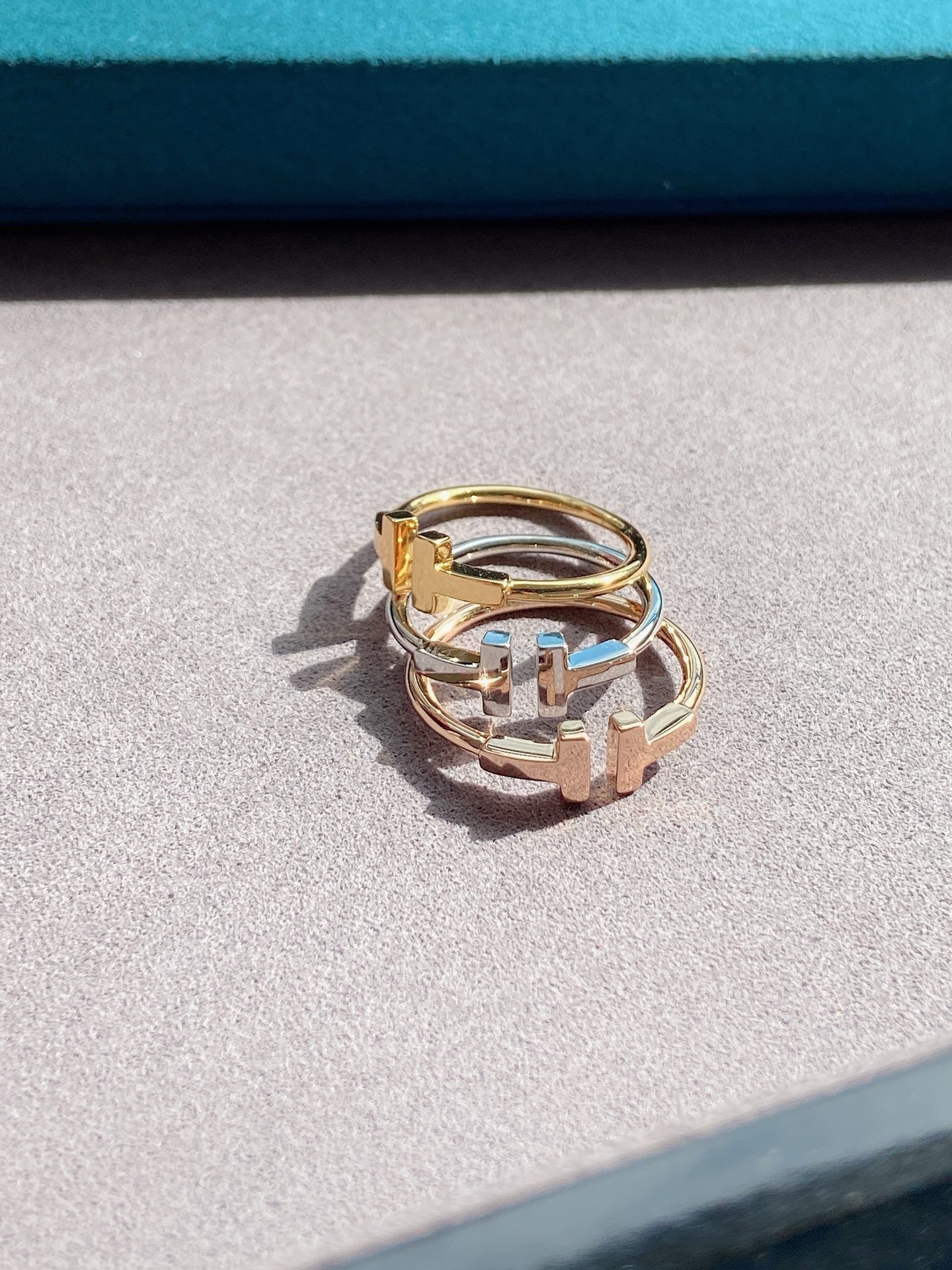 Bagsaaa T*f*ny & Co T Wire Ring