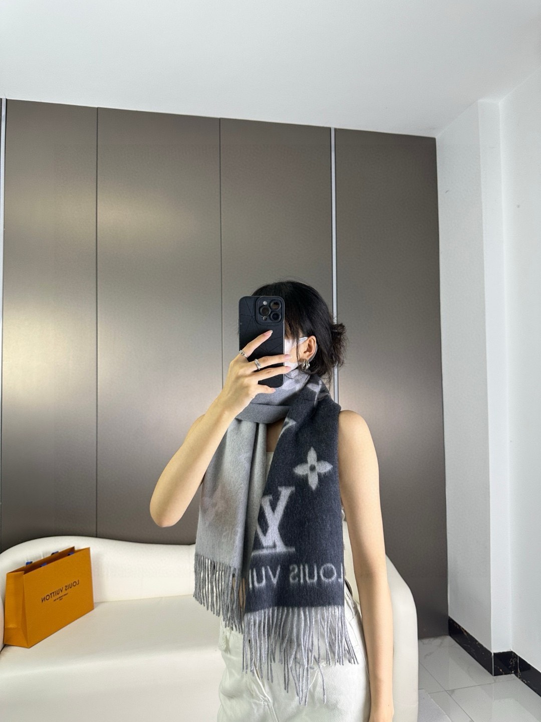 Bagsaaa L0vis Vvtt0n Monogram Ombre Blue Scarf