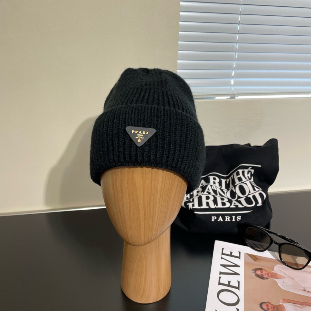 Bagsaaa Pra*a Beanie Hat