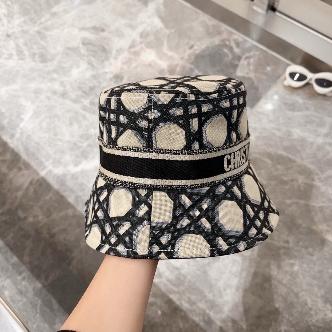 BAGSAAA D10r D-BOBBY MACROCANNAGE SMALL BRIM BUCKET HAT