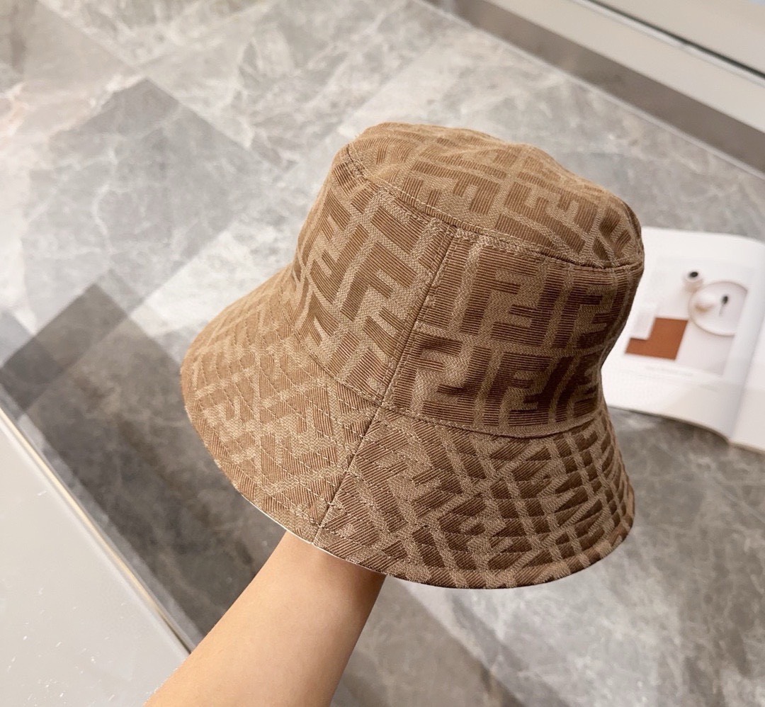Bagsaaa F**di Bucket Hat