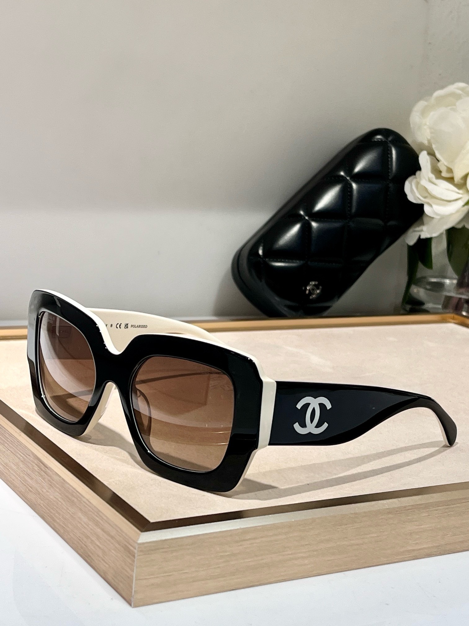Bagsaaa Ch**el Sunglasses 4 colors