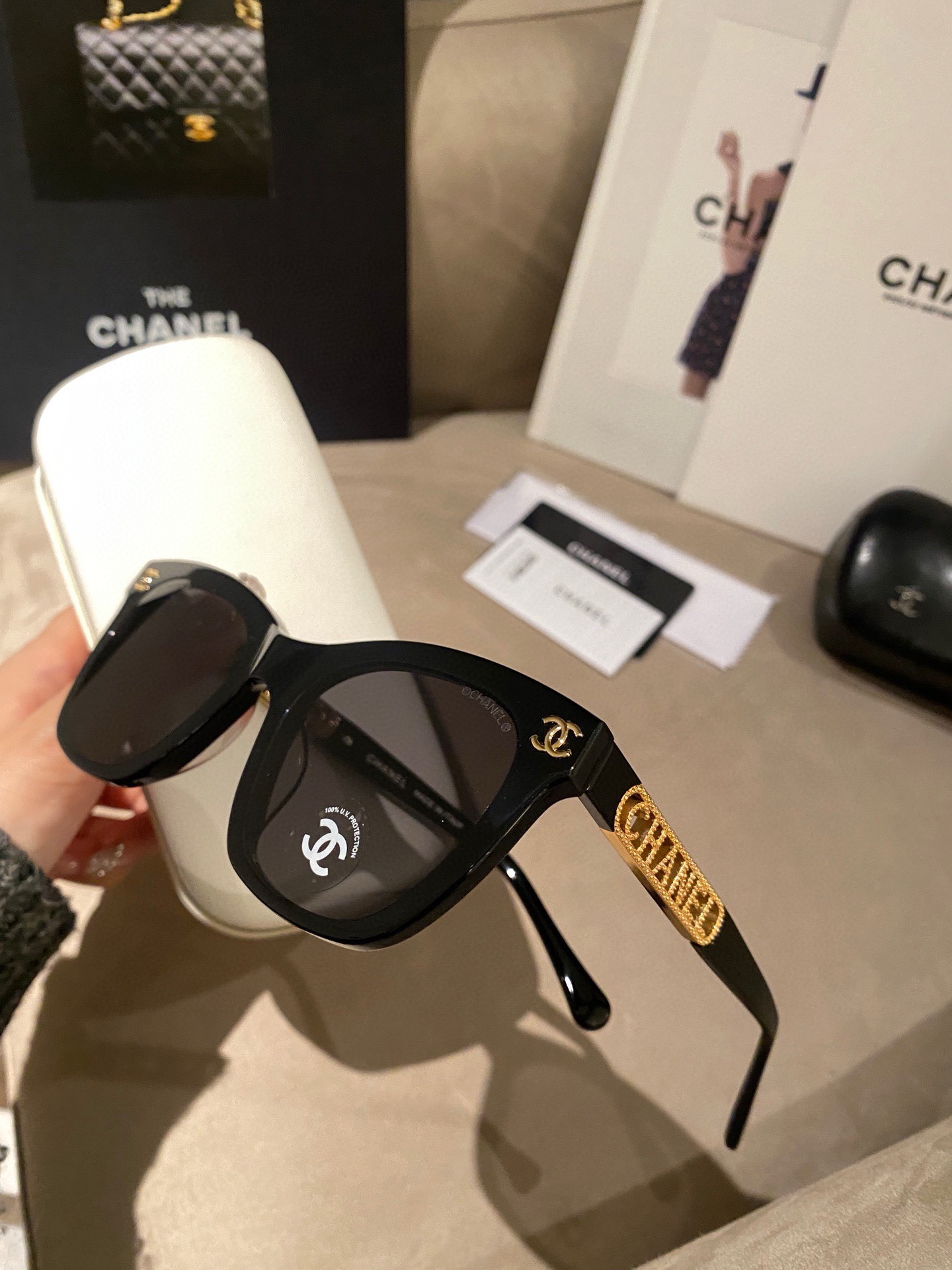 Bagsaaa Ch**el Sunglassses