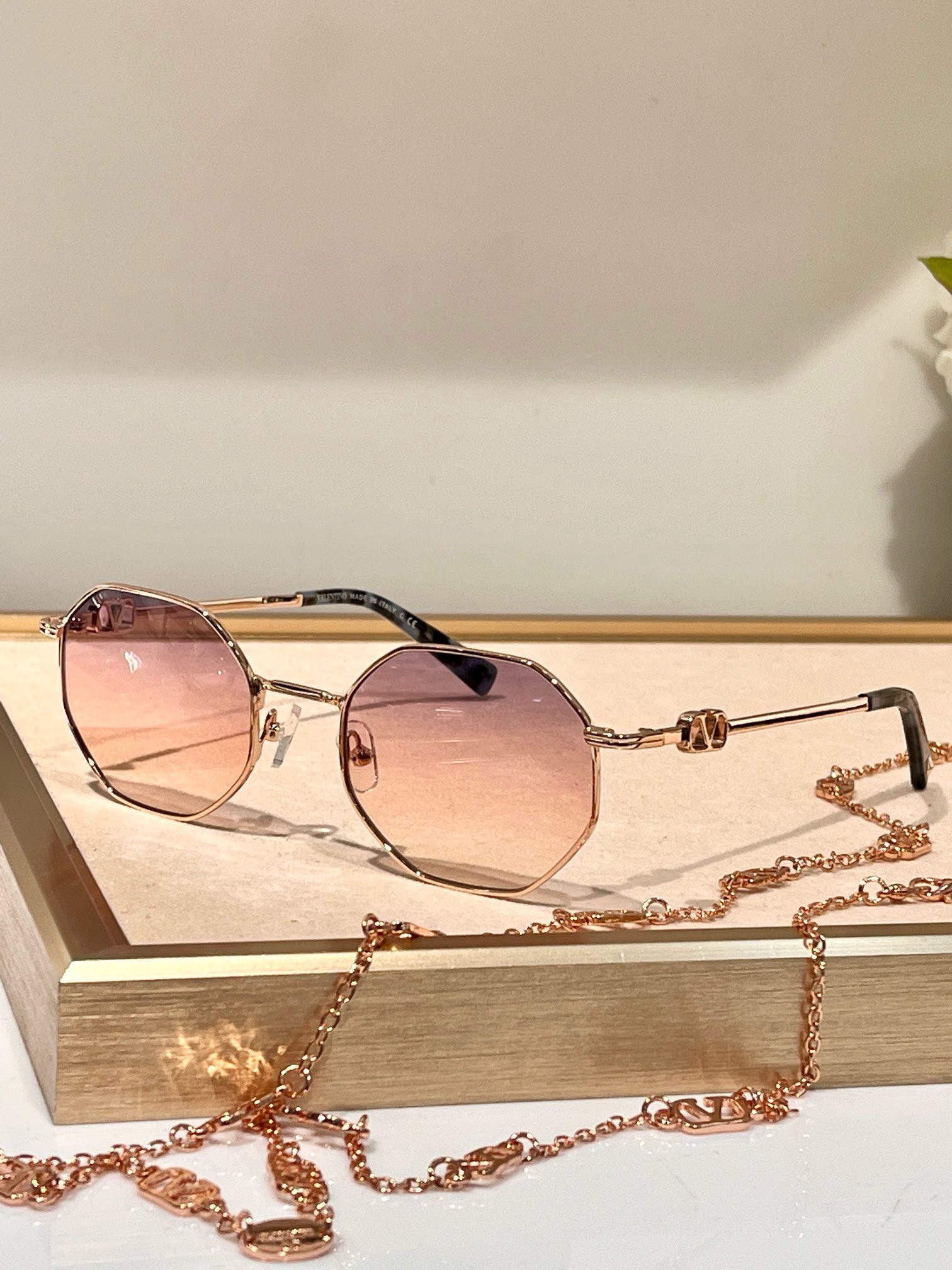 Bagsaaa Ca*t1er Sunglasses 03