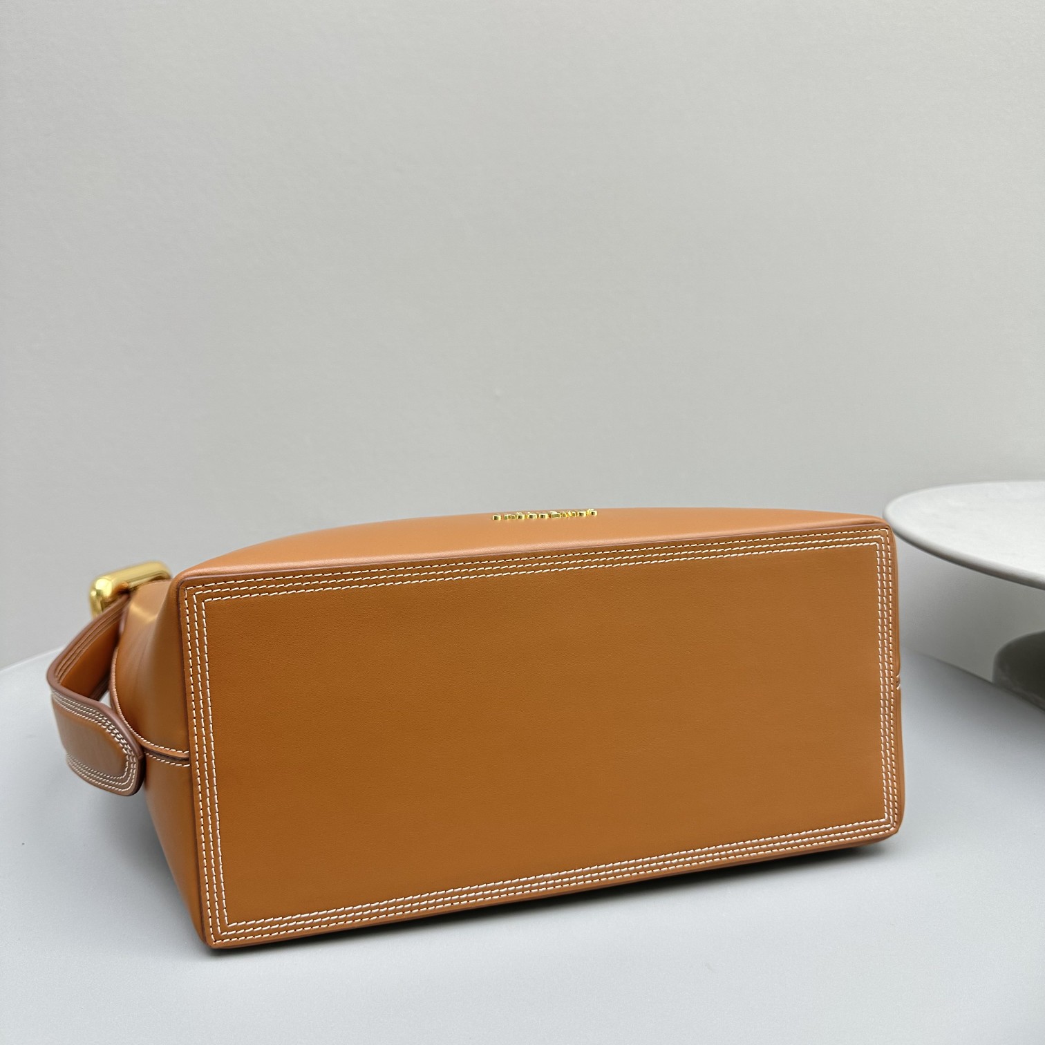 Bagsaaa Jacquemus Le Regalo Buckled Bucket Bag In Brown - 30*33*14CM