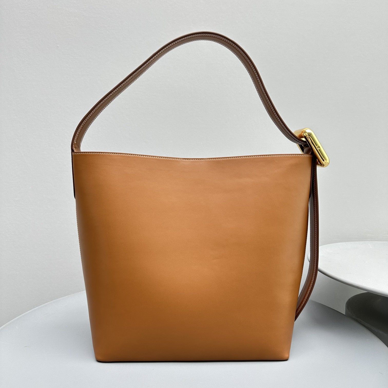 Bagsaaa Jacquemus Le Regalo Buckled Bucket Bag In Brown - 30*33*14CM