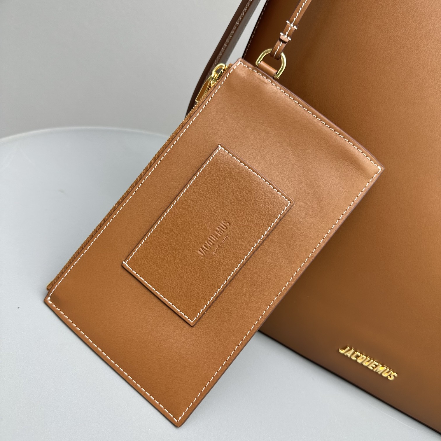 Bagsaaa Jacquemus Le Regalo Buckled Bucket Bag In Brown - 30*33*14CM