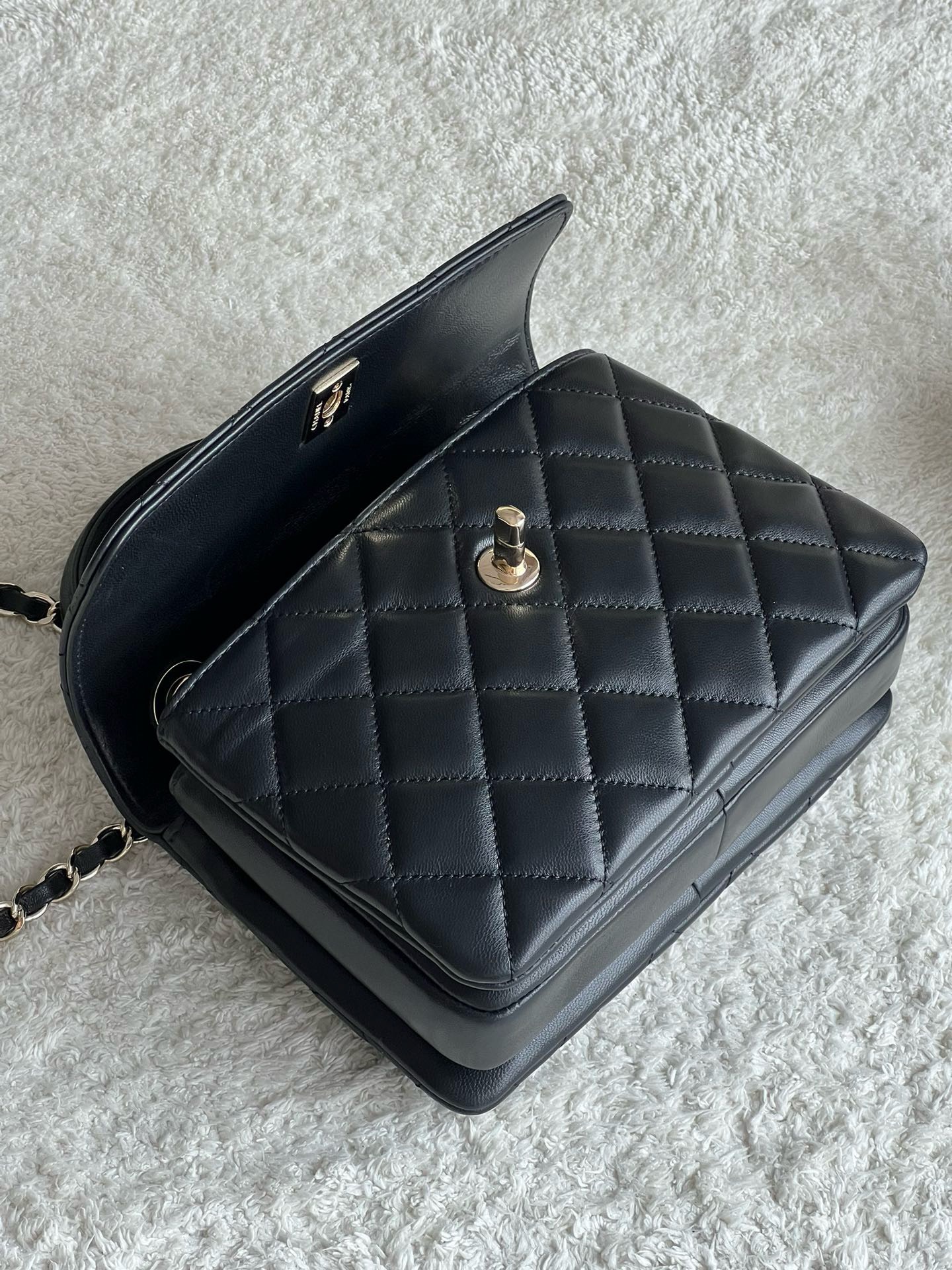 Bagsaaa Ch**el Trendy CC 20cm In Black