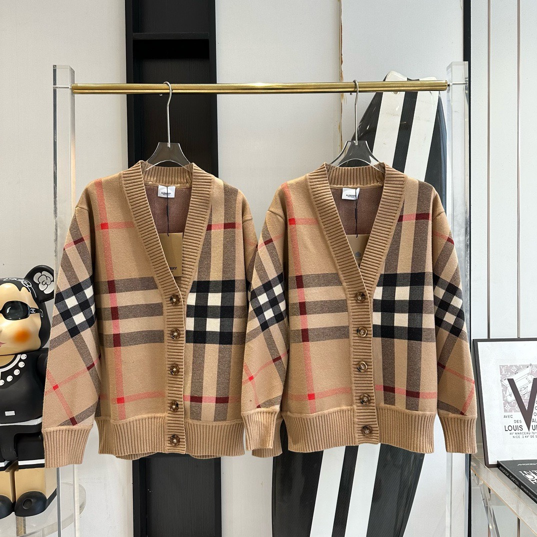 Bagsaaa Bv*b*rry Beige Check Cardigan - Archive Bei
