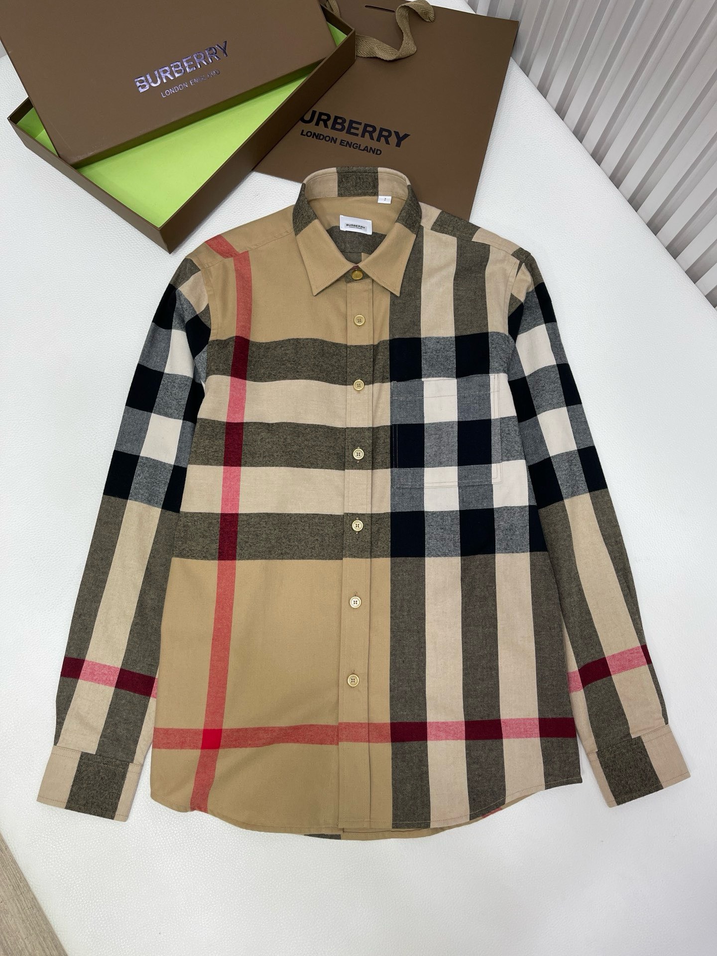 Bagsaaa Bv*b*rry Beige Slim Somerton Check Shirt