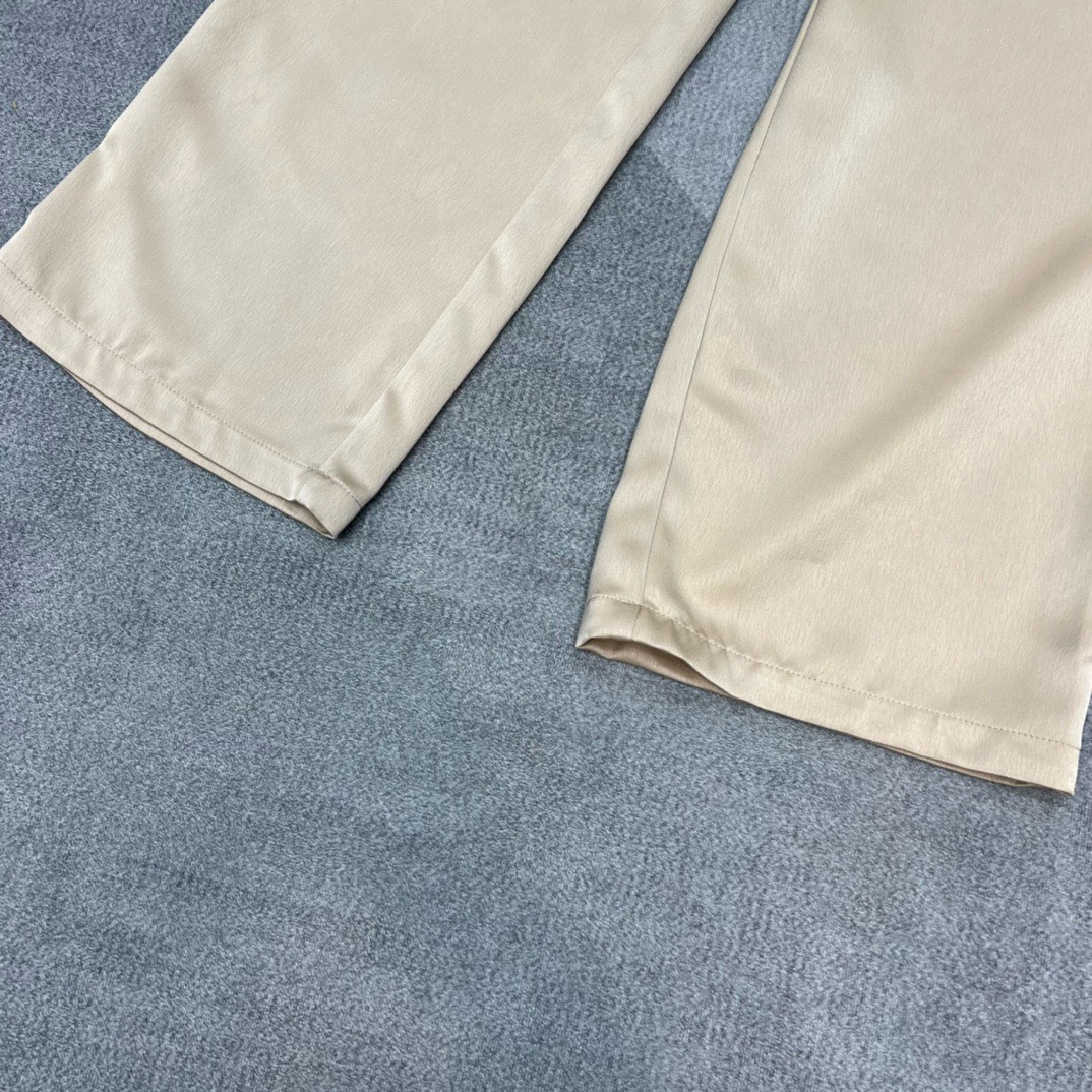 Bagsaaa D10r Silk Beige Pants