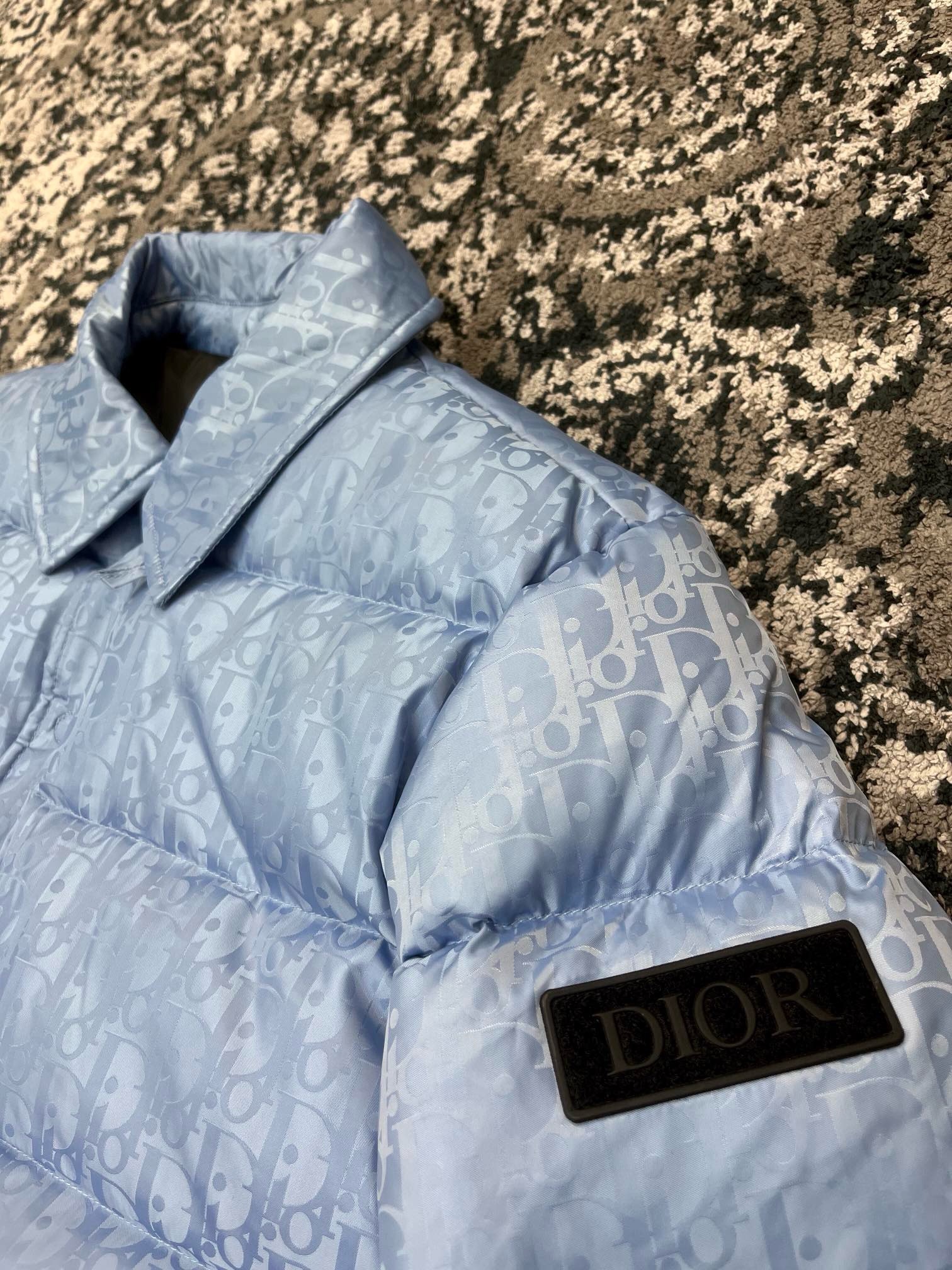 Bagsaaa D10r Oblique Down Jacket Blue Technical Jacquard 02