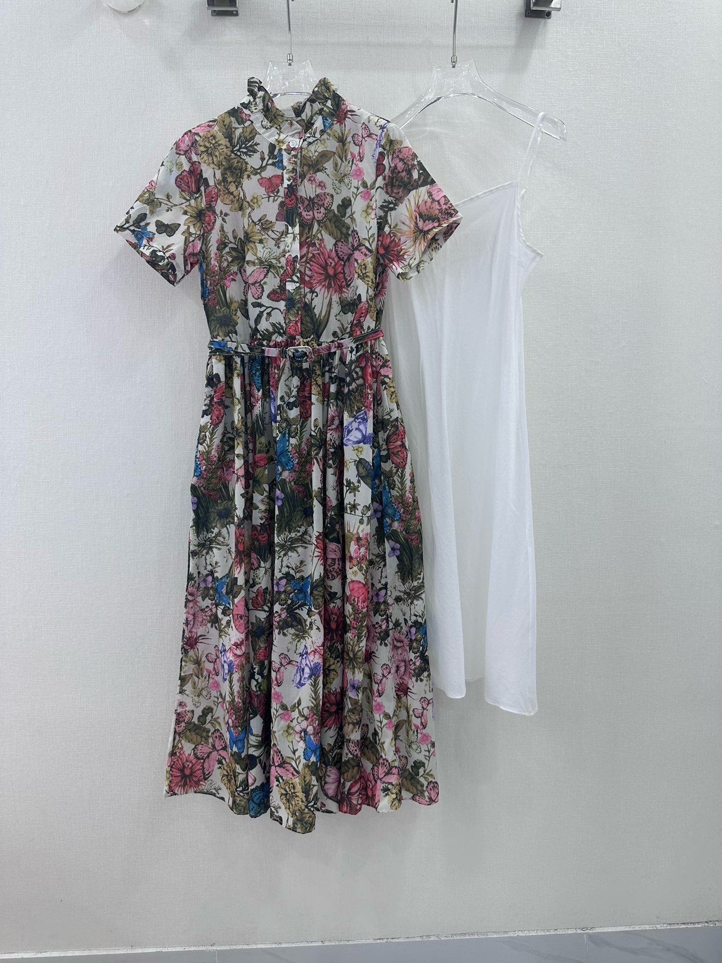 Bagsaaa D10r Flower Shirt Dress