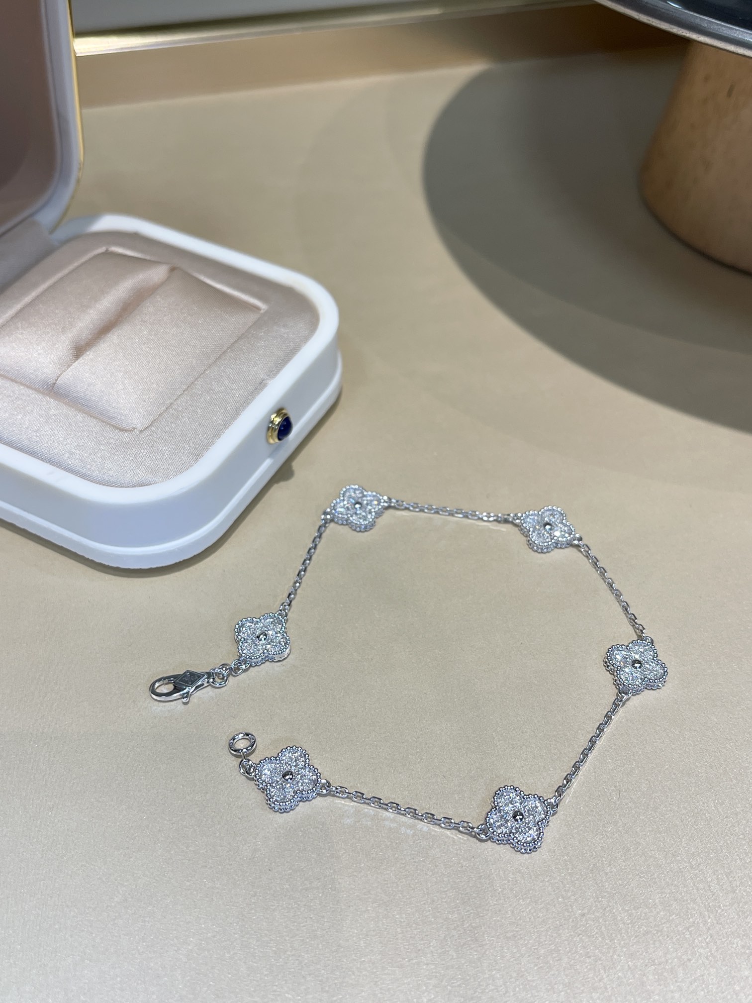 Bagsaaa V*n Cl**f & Arp*1s Alhambra Full D1am0nd Bracelet, 5 motifs 