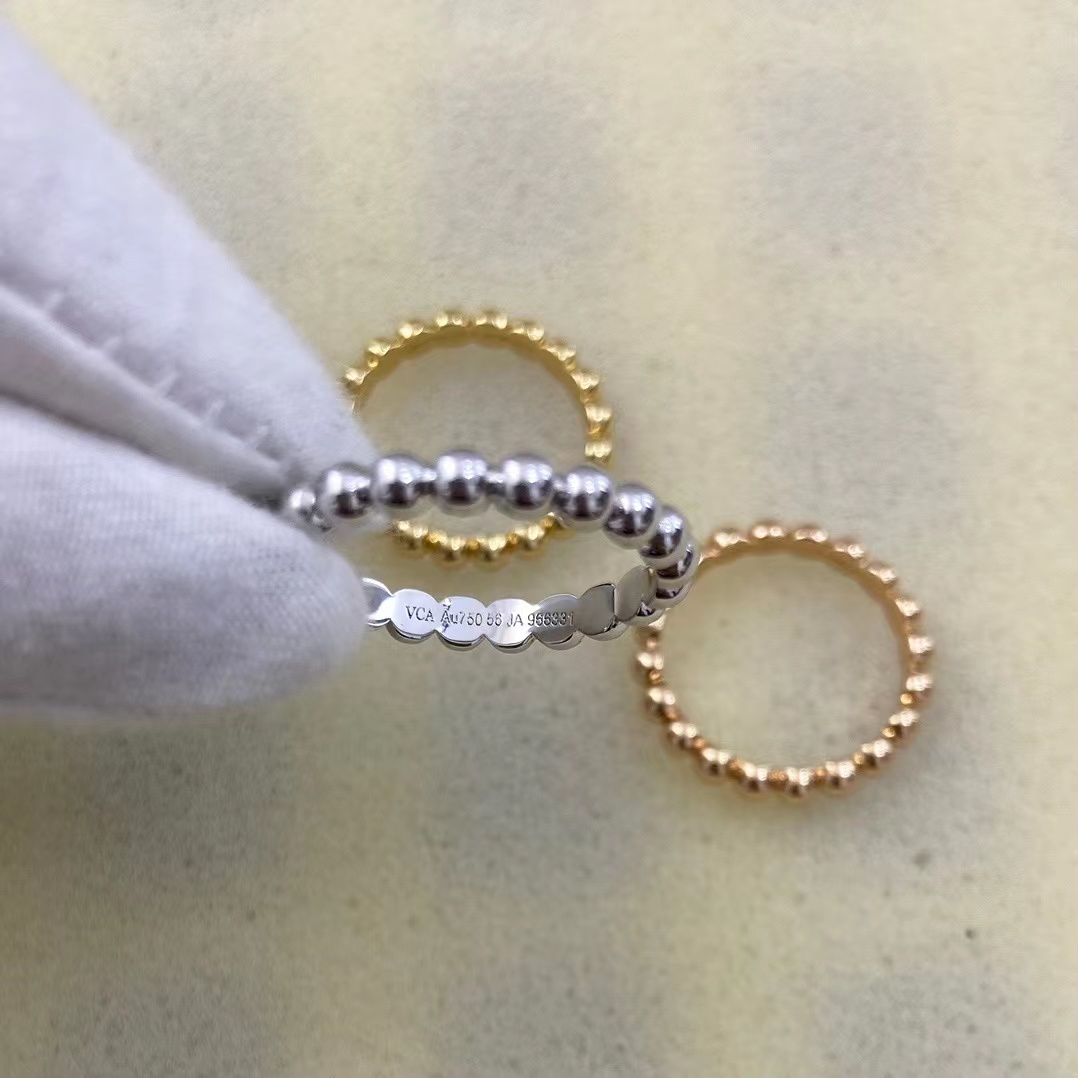 Bagsaaa V*n Cl**f & Arp*1s Medium Perlee pearls