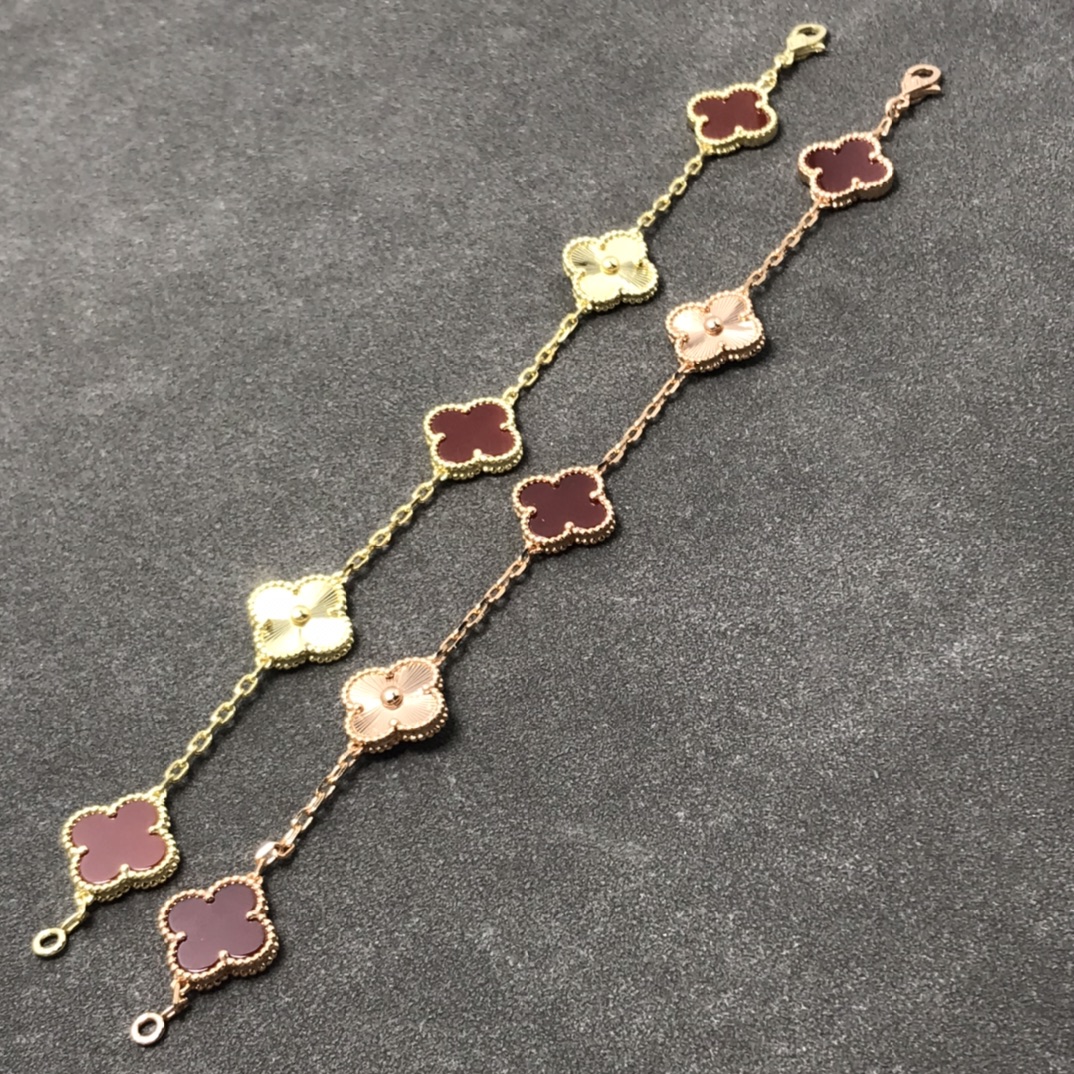 Bagsaaa V*n Cl**f & Arpel Alhambra Bracelet 5 motif with red