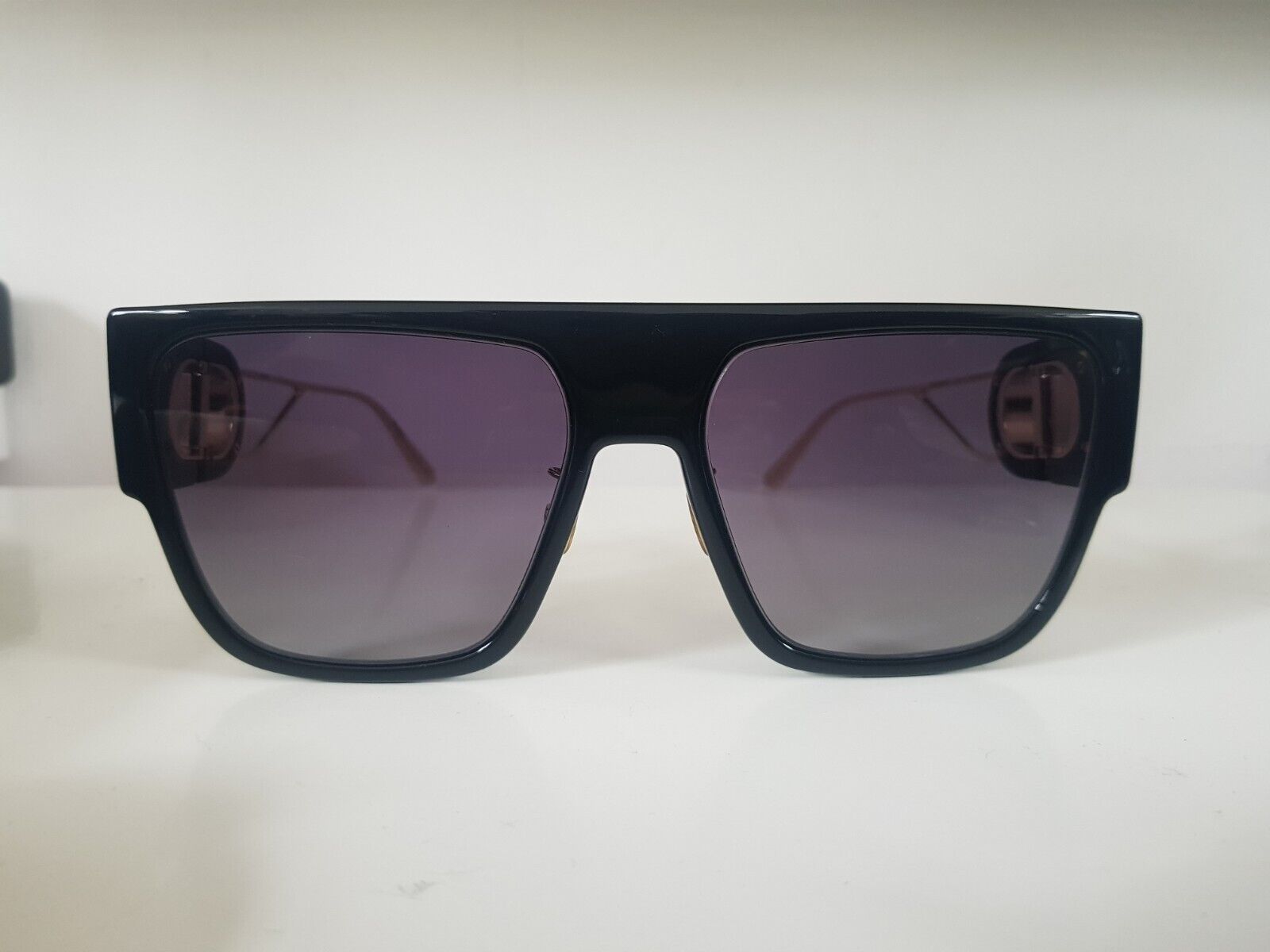 Bagsaaa D10r 30 Montaigne Black Sunglasses