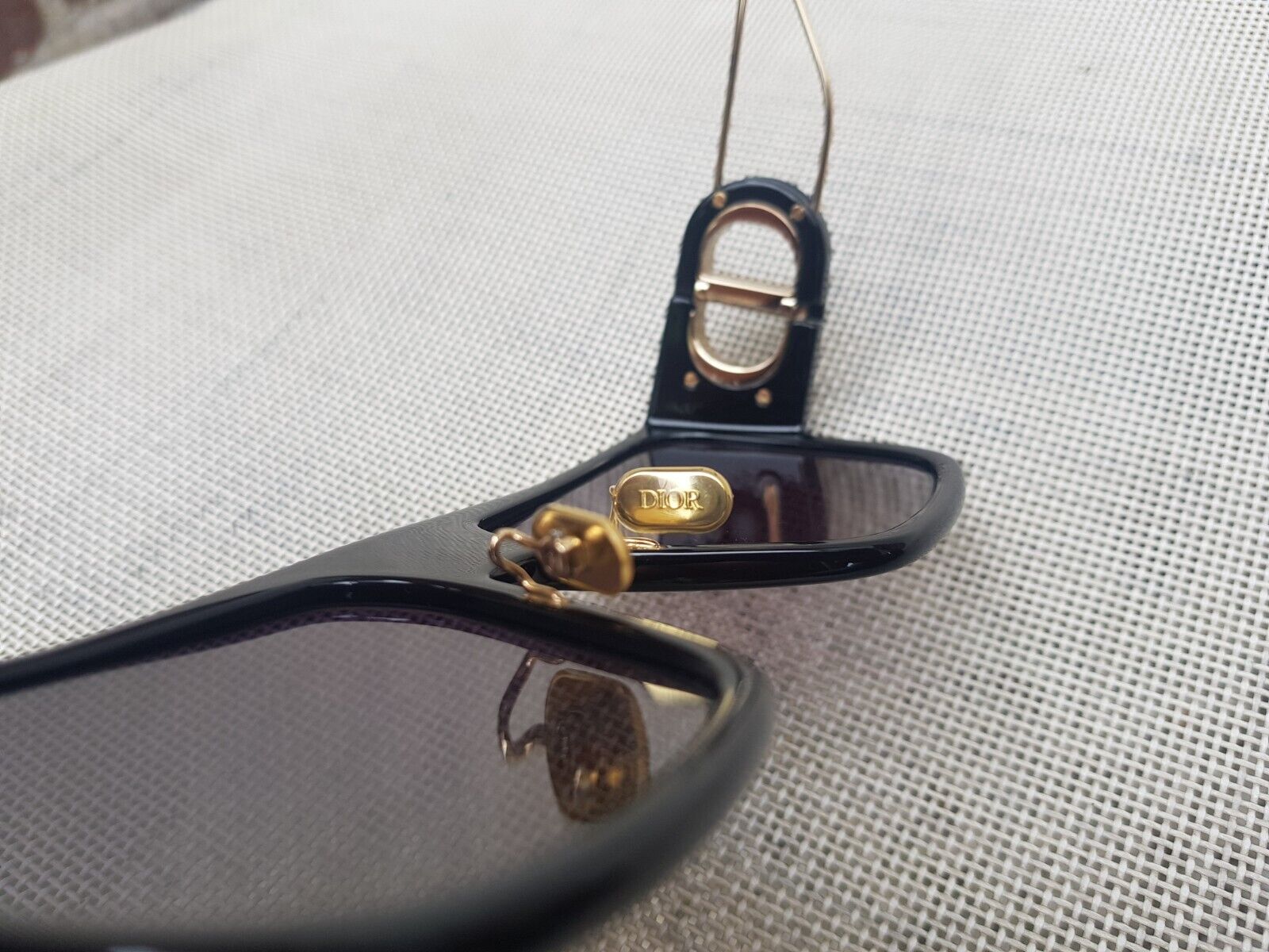 Bagsaaa D10r 30 Montaigne Black Sunglasses