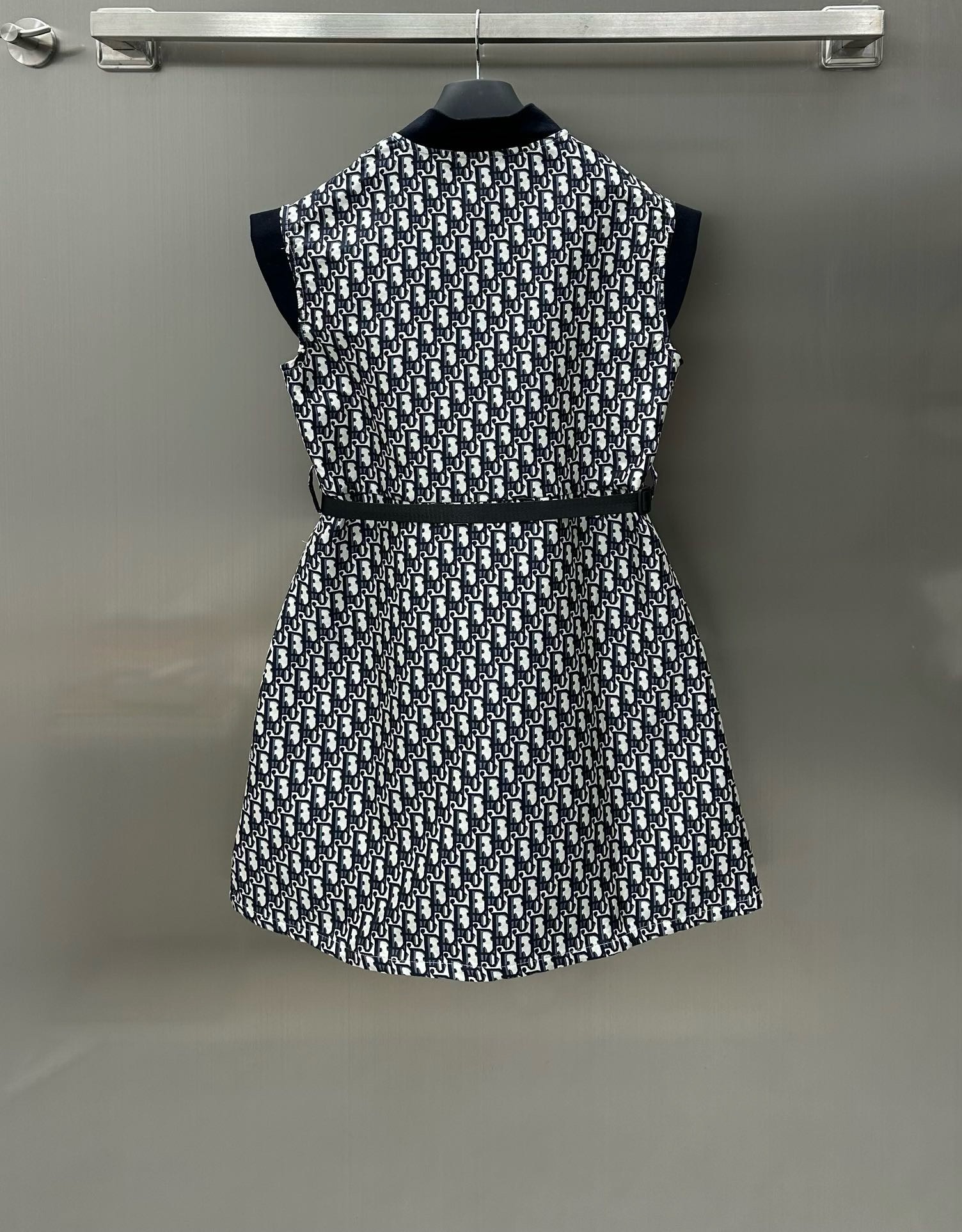 Bagsaaa D10r Belted Dress Melocoton Black Oblique Jacquard Motif