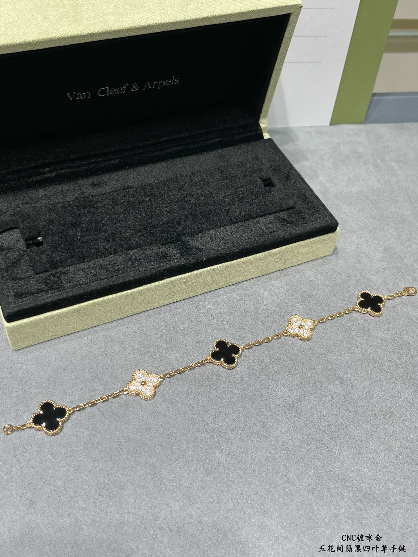 Bagsaaa V*n Cl**f & Arpel Alhambra Necklace Black With D1am0nd, 5 motifs