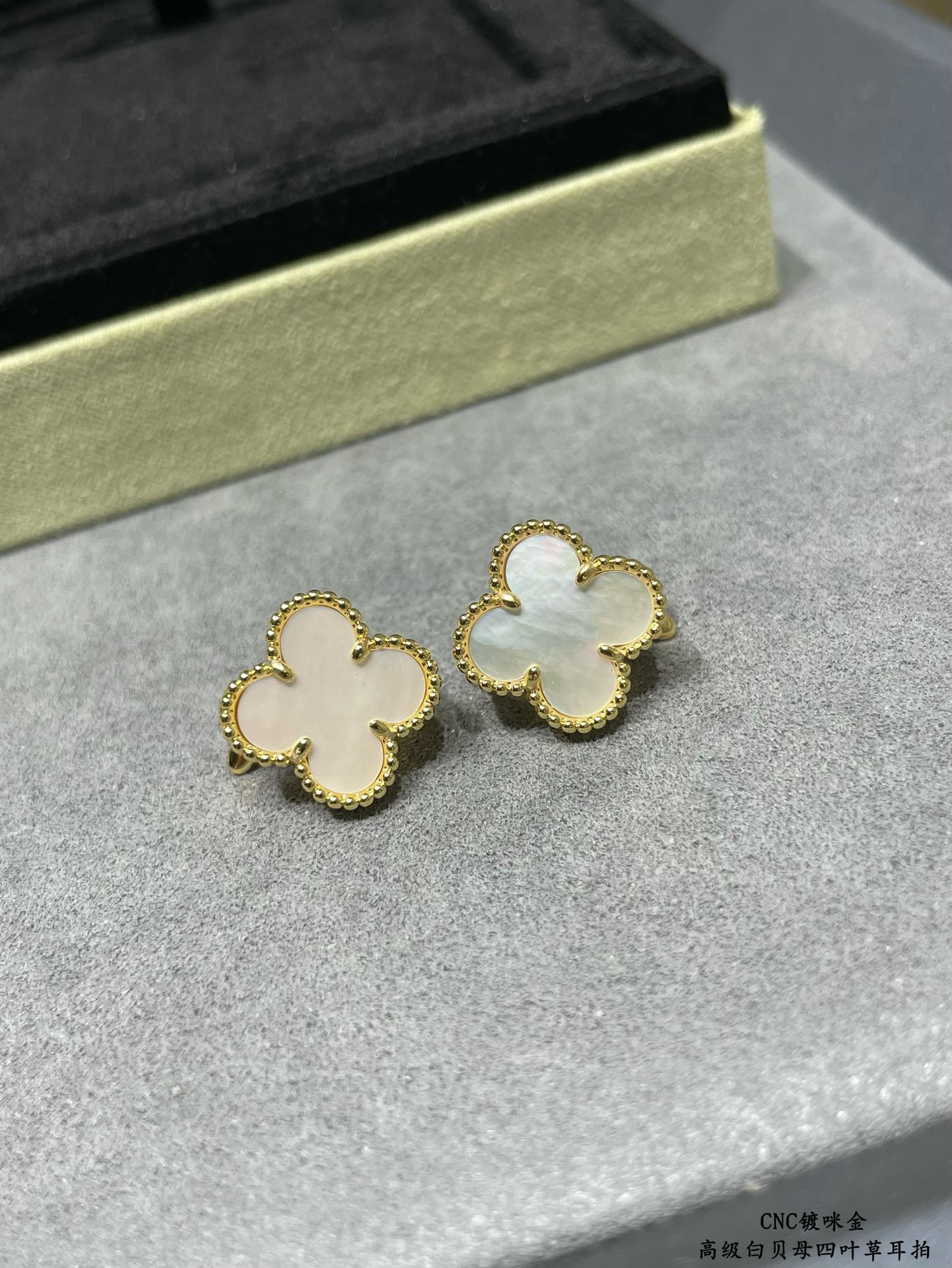 Bagsaaa V*n Cl**f & Arpel Floral Earrings