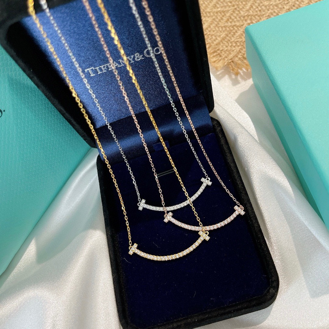 Bagsaaa T*f*ny & Co Smile Pendant Necklace