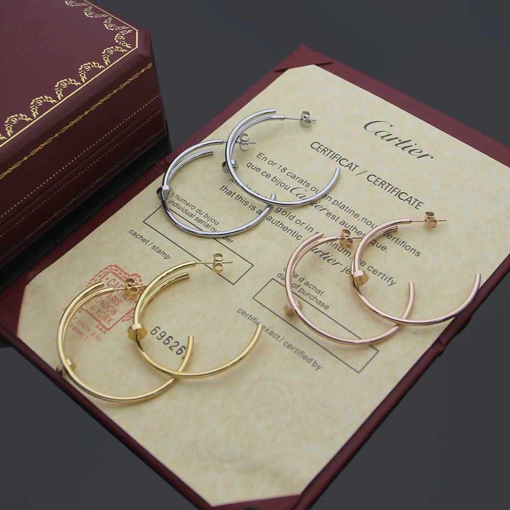 Bagsaaa Ca*t1er Juste Un Clou Earrings