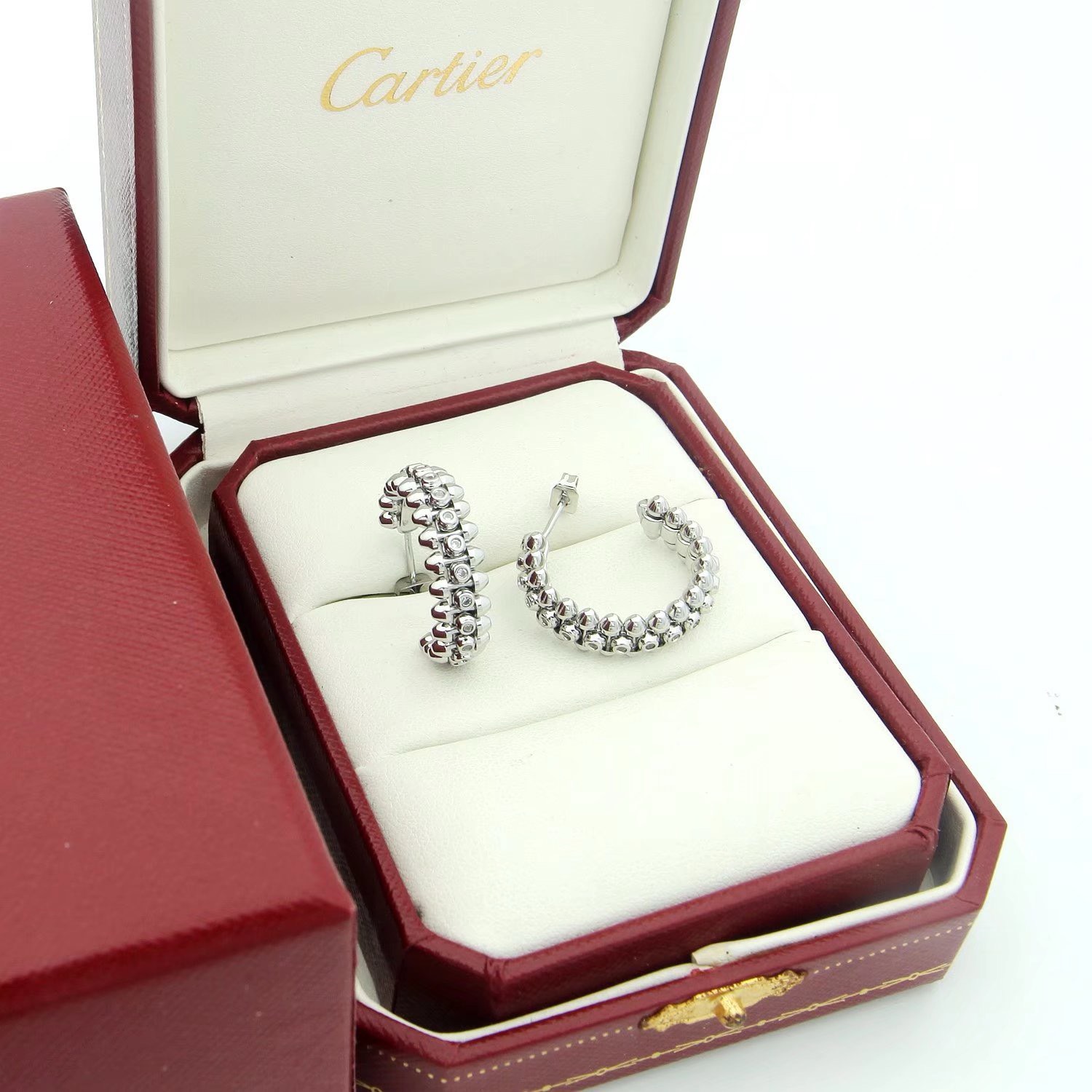 Bagsaaa Clash de Ca*t1er Earrings