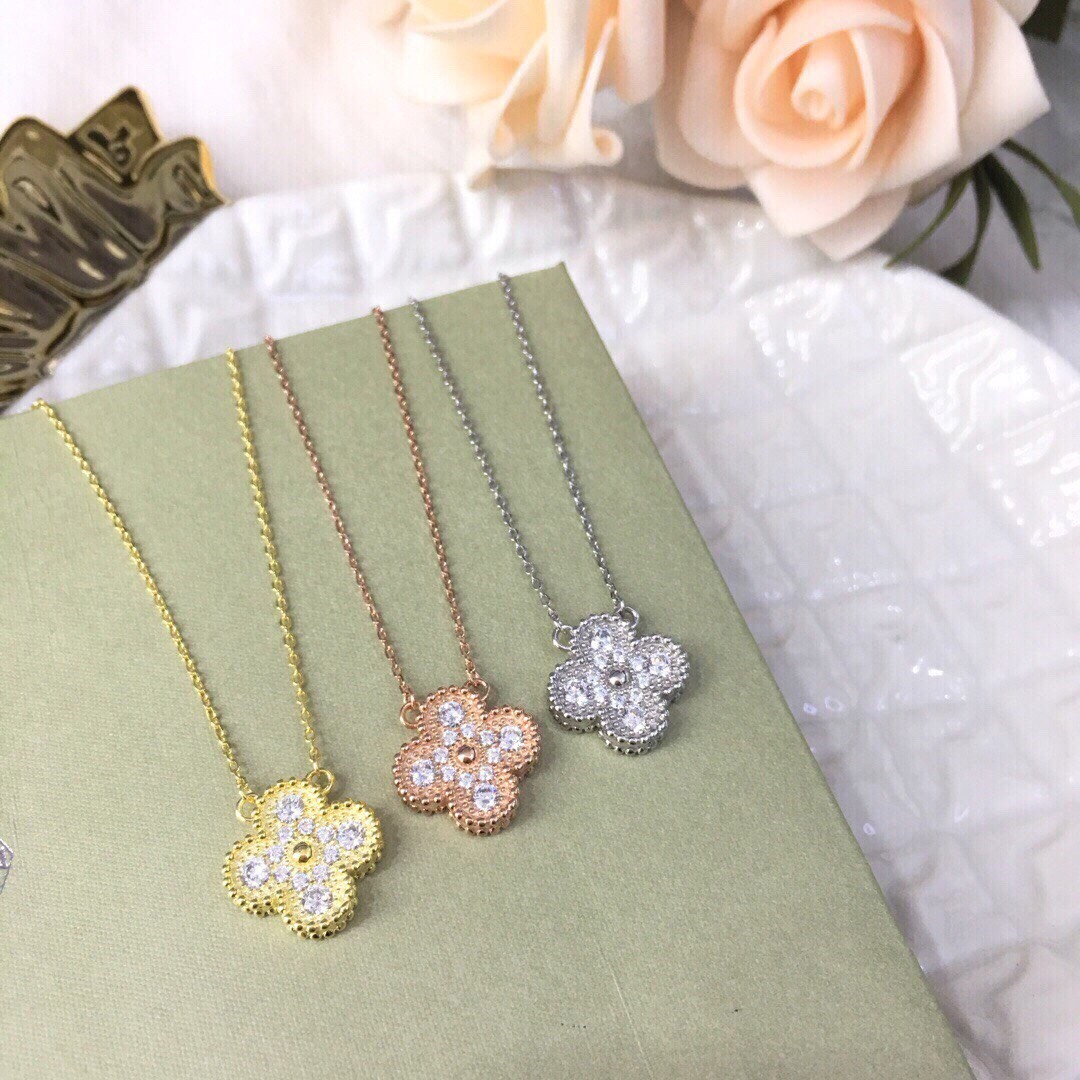 Bagsaaa V*n Cl**f & Arpel Alhambra, D1am0nd Necklace