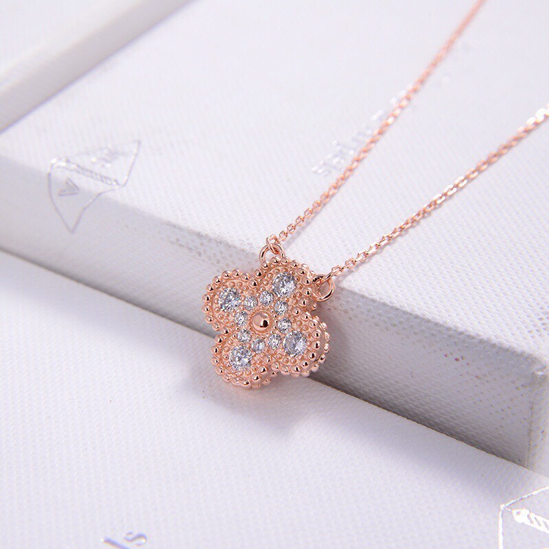 Bagsaaa V*n Cl**f & Arpel Alhambra, D1am0nd Necklace