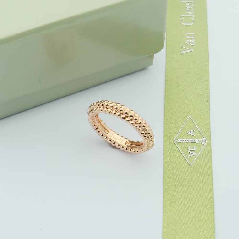 Bagsaaa V*n Cl**f & Arpel Perlee Ring