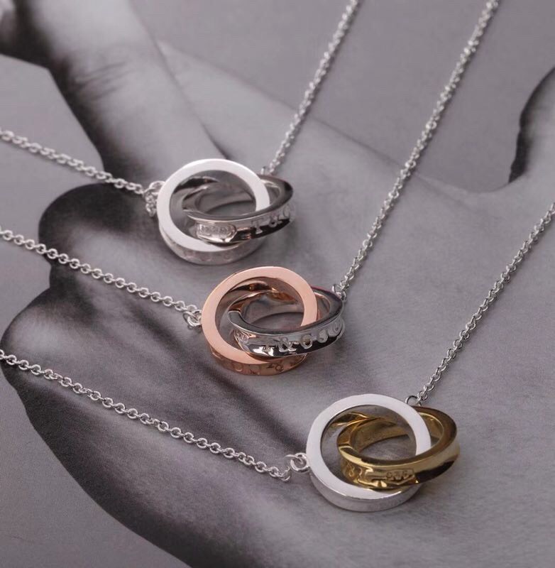 Bagsaaa T*f*ny & Co Interlocking Circles Pendant Necklace
