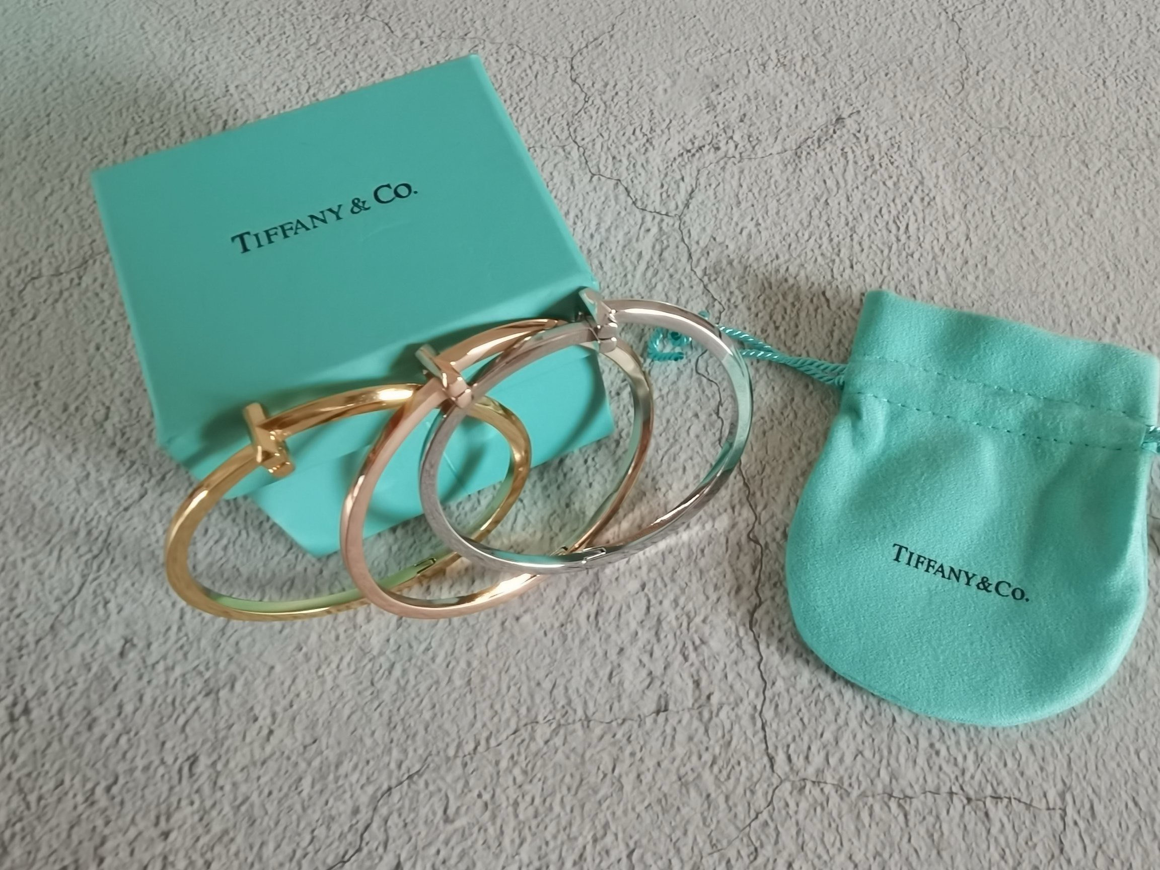 Bagsaaa T*f*ny&Co Hinged Bangle