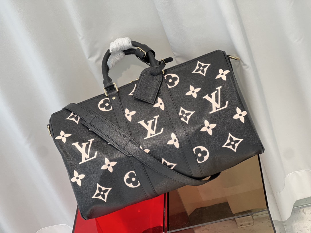 Bagsaaa L0vis Vvtt0n L0vis Keepall empreinte black 45cm