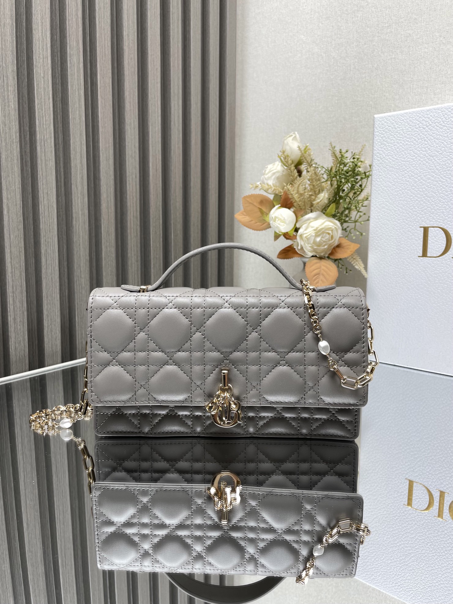 Bagsaaa Miss D10r Bag In Grey - 21x11.5x4.5cm
