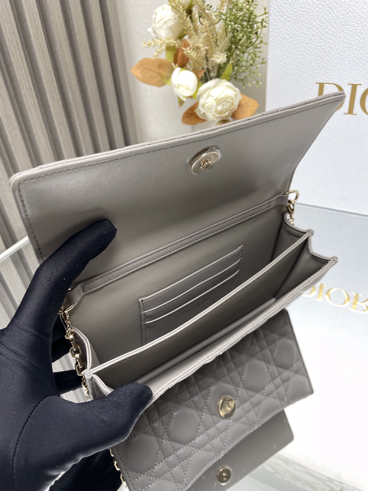 Bagsaaa Miss D10r Bag In Grey - 21x11.5x4.5cm