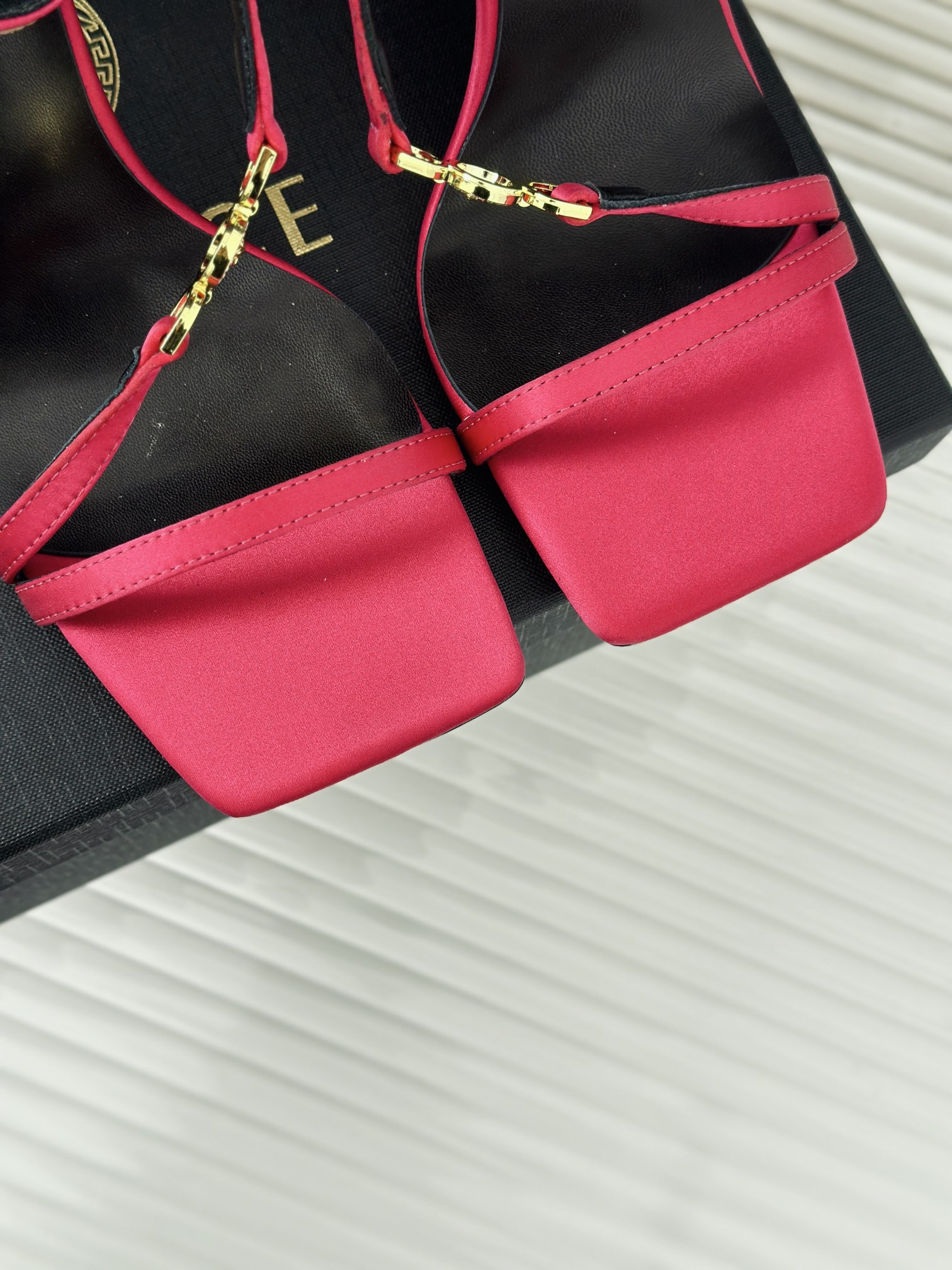 Bagsaaa Versace High Heels Sandals In Pink