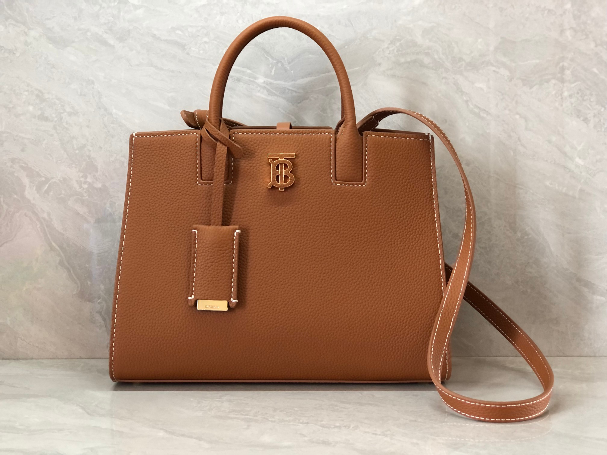 Bagsaaa Bv*b*rry Frances Mini Brown Bag - 27*11*20cm
