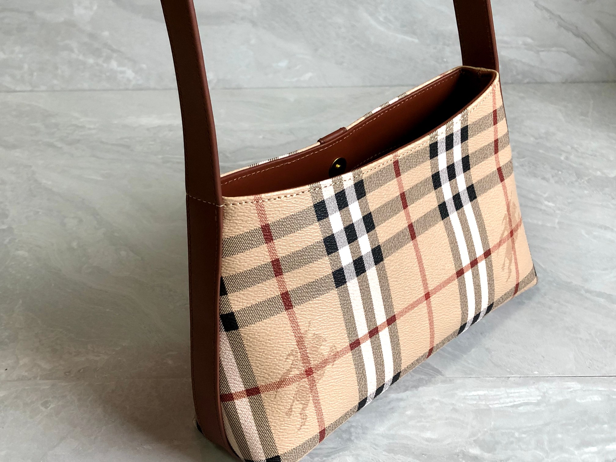 Bagsaaa Bv*b*rry Haymarrket Check Brown Shoulder Bag - 26*7*16cm