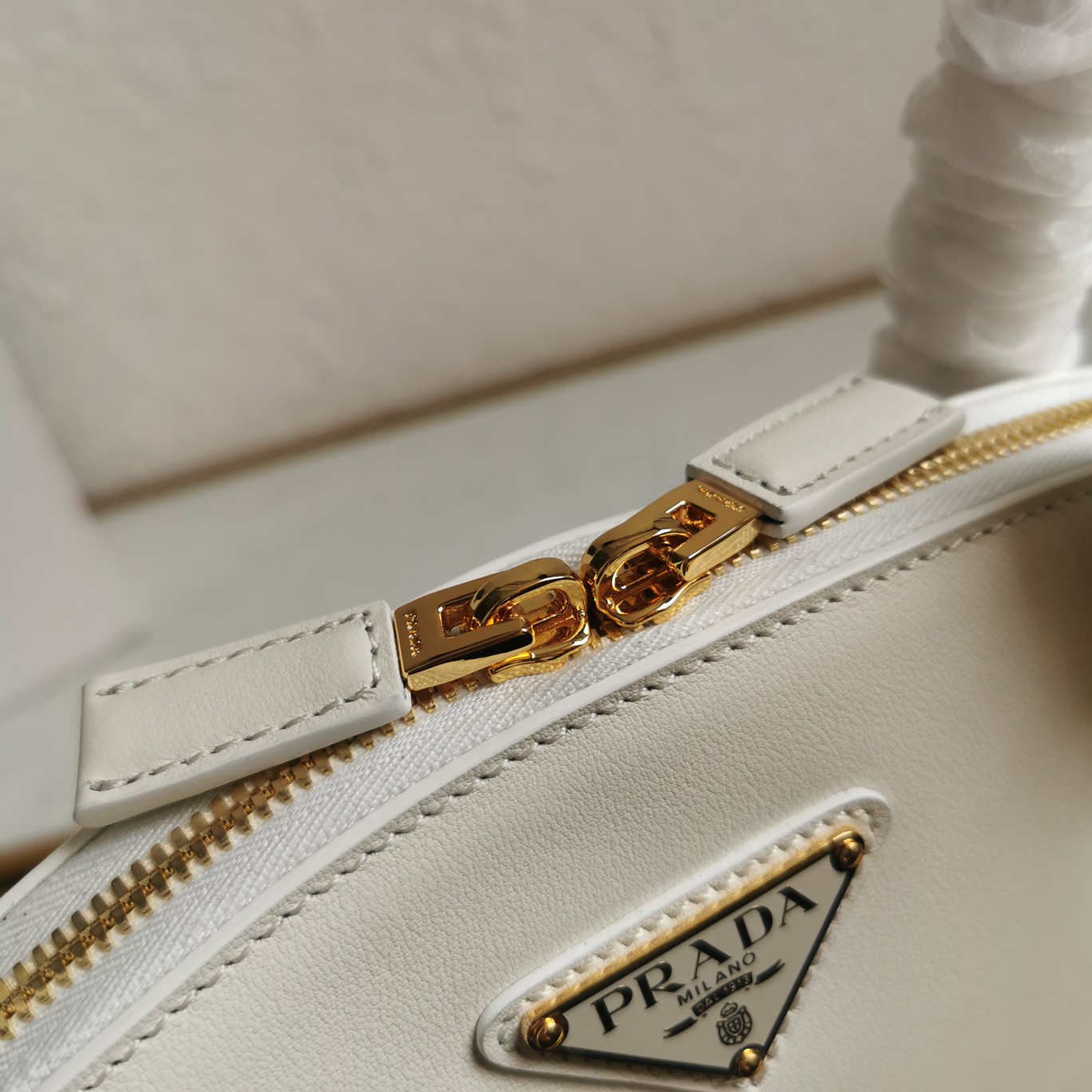 Bagsaaa Pra*a leather handbag white - 31*16*11cm