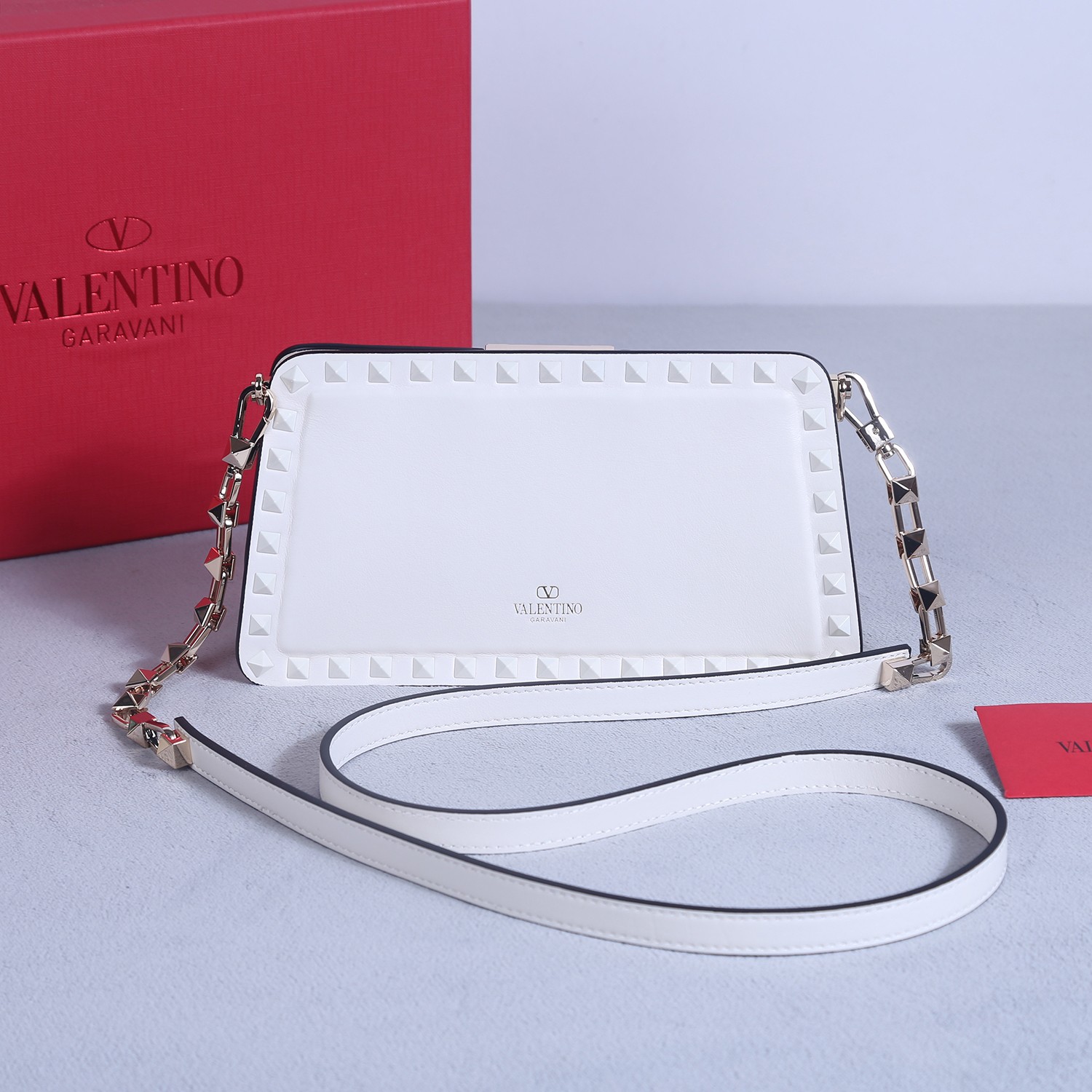 Bagsaaa Va1e*ntin0 Garavani Rockstud bag in calfskin white - 21*12*6cm